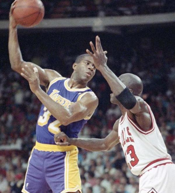 拥有丰富历 拥有丰富历